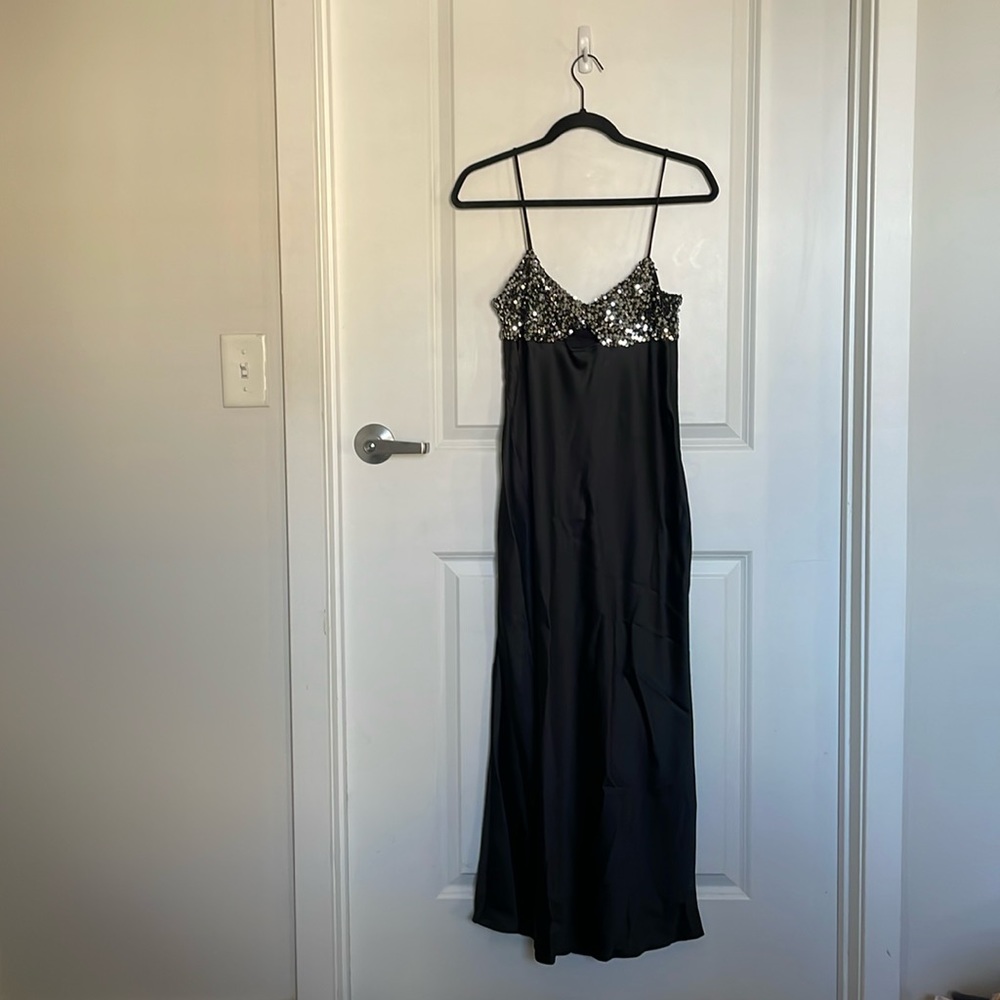 New with tags! Sparkly Zara dress size medium